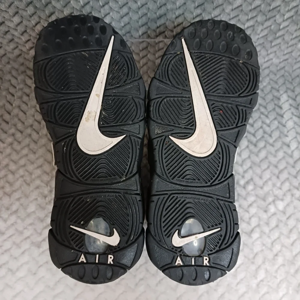 Nike Air More Uptempo GS Black White Black Youth Basketball Shoes Size 5.5Y